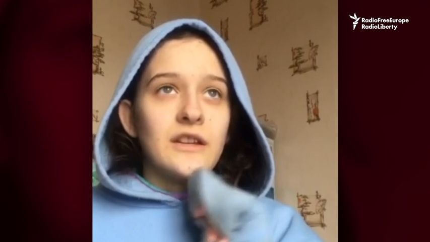 Video: Školačka natočila na mobil, co prožívala v Mariupolu